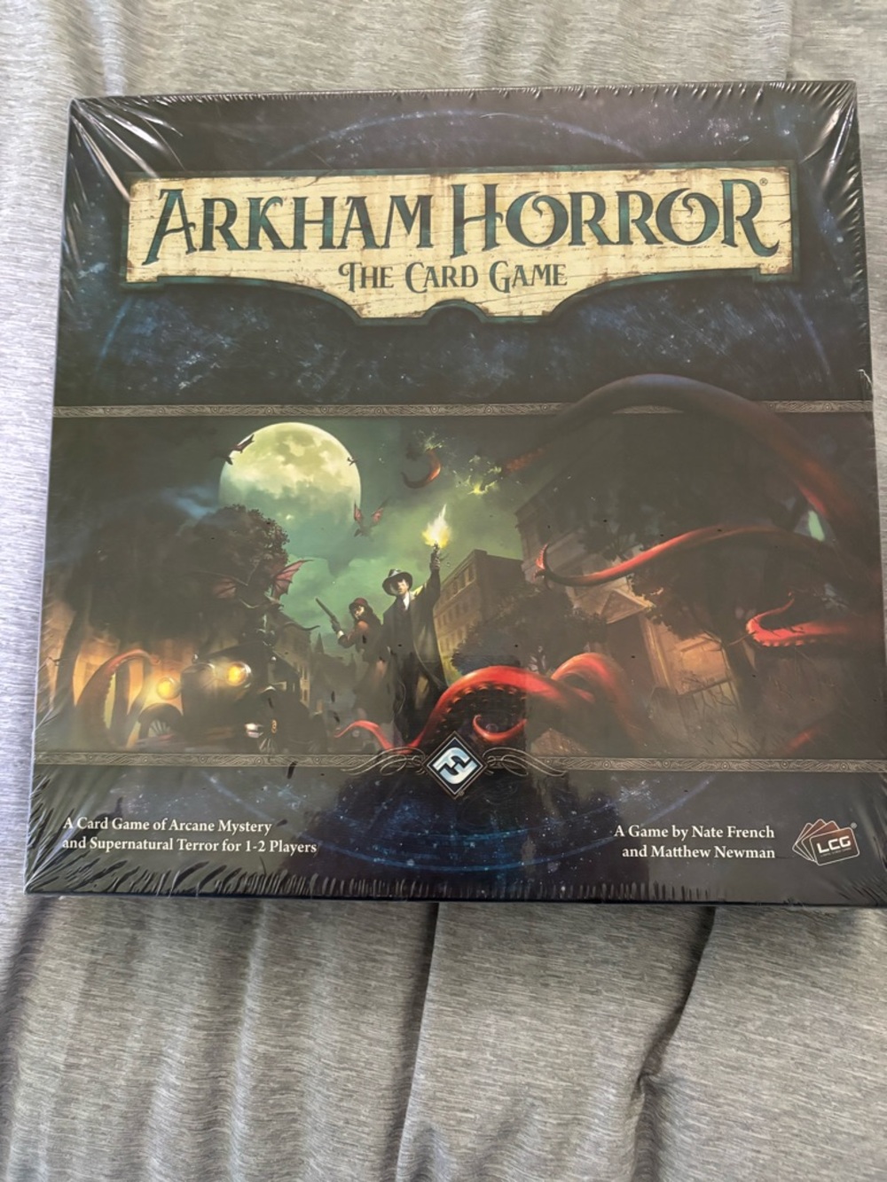 Arkham Horror: The Card Game Core Set - Black/Green Box